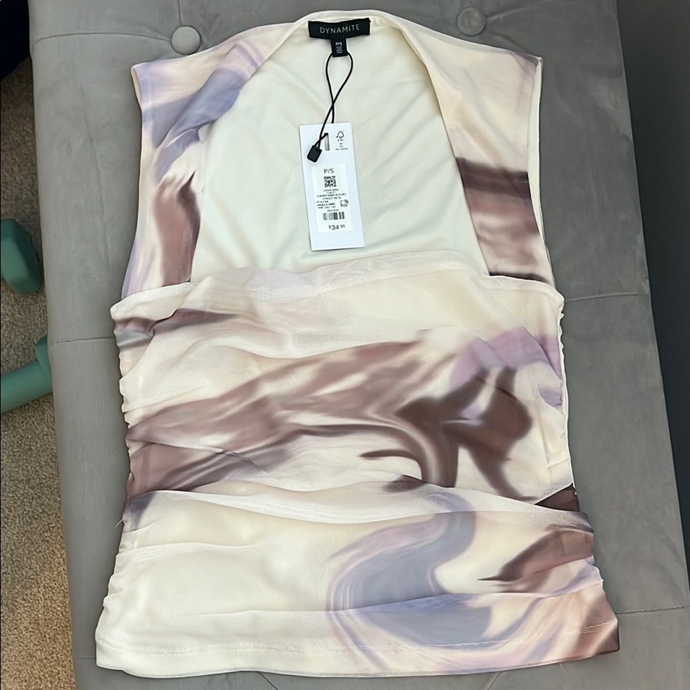 DYNAMITE CHERRY BOLERO TOP